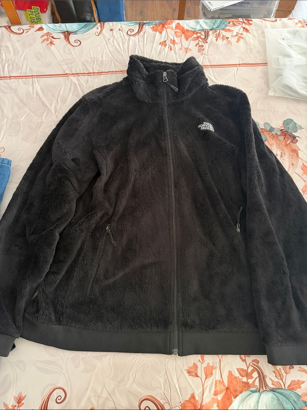 The North Face Women’s Black Plush Fleece Full-Zip Jacket